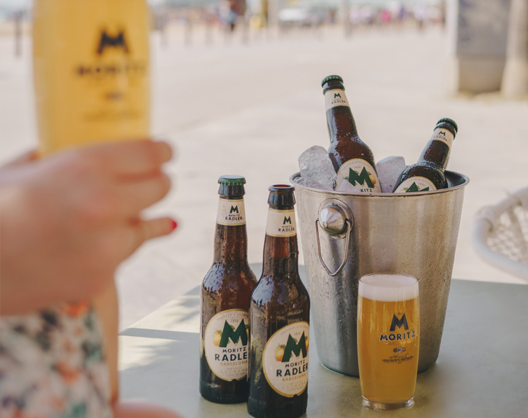 CERVEZA, PLAYA Y CHIRINGUITO, IMPRESCINDIBLES DEL VERANO