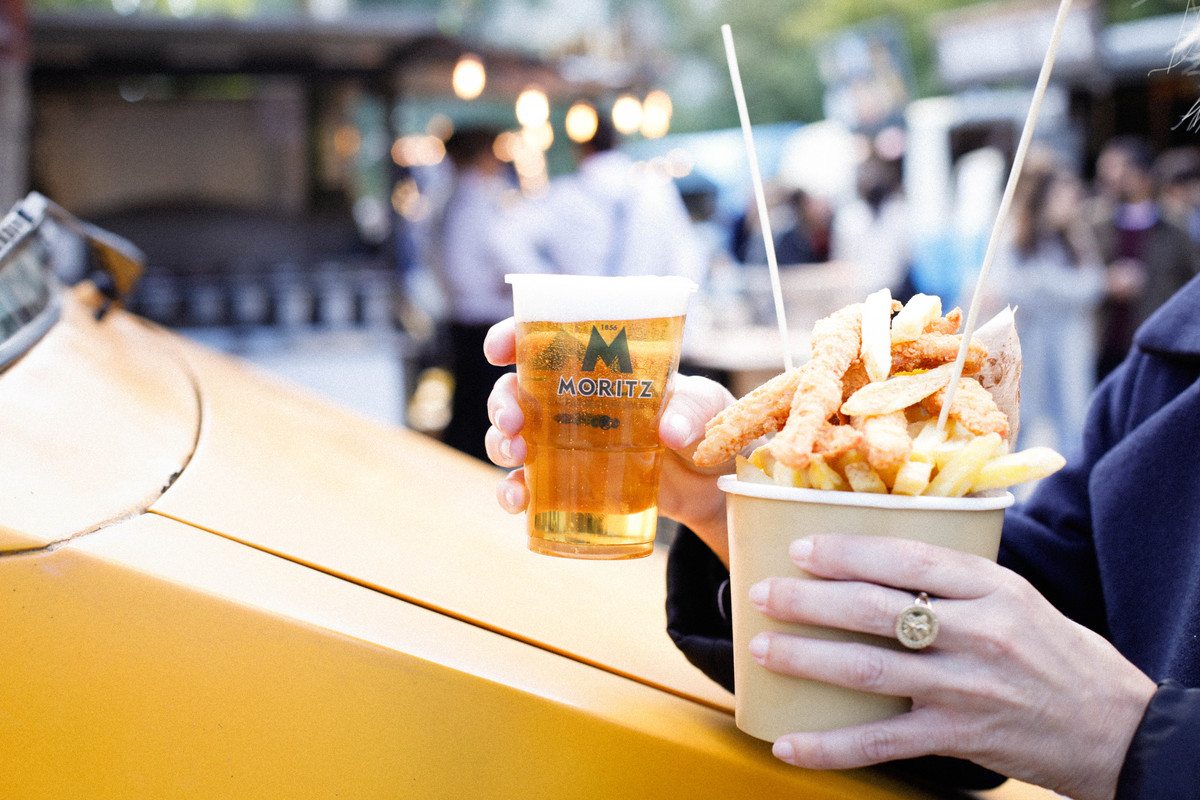 5 PLANS ORIGINALS PER FER A BARCELONA AMB UNA CERVESA A LA MÀ